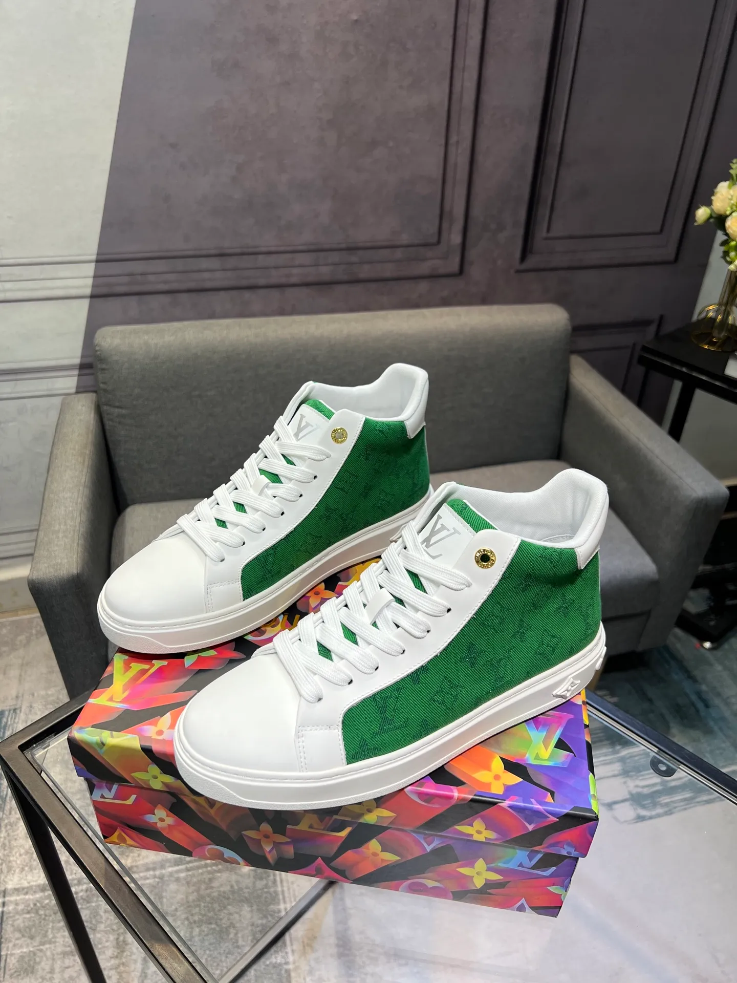 Men's shoes 💰560 LV Louis Vuitton. The latest fashionable casual shoes are popular in physical stores. New spring and summer comfortable imported cowhide, cowhide mesh, unique jacquard fabric element design. With sheepskin lining, Lv original base, [sun][sun] high-end packaging and high quality💪Details determine quality, welcome to compare🇮🇹Code number 38-44, 45 can be customized
